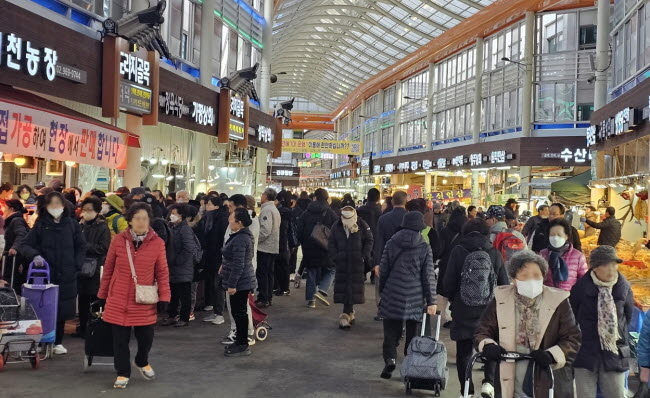 설 차례상 차림비용 전년보다 0.7% 하락한 31만원선
