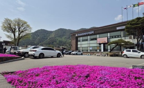 박정임 전 화촌면장, 화촌면 릴레이 후원 참여