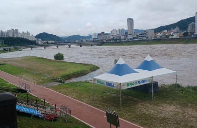 30년 축제에 아직도 주차 걱정을 해야 하나
