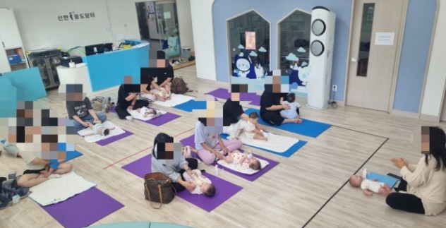 홍천군가족센터, 베이비마사지 프로그램 개강