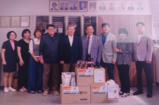 청하람 노인지원재단, 어르신 위해 후원물품 전달